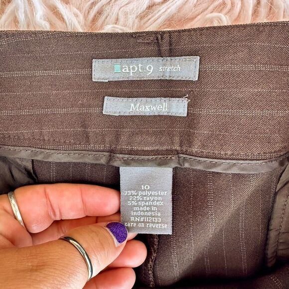 Bermuda Shorts  - Picture 2 of 3